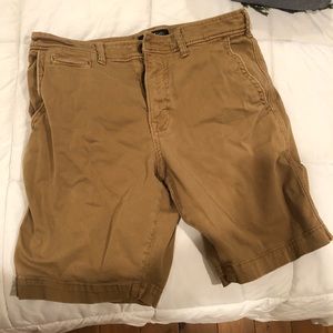 American Eagle men’s shorts
